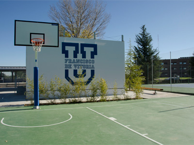 cancha baloncesto DEPORTES UFV Estudiar en Universidad Privada Madrid