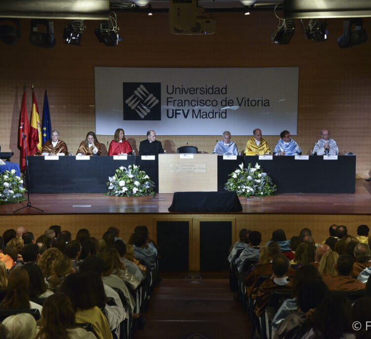 220921UFV 382 1024x684 1 750x684 ACTOS ACADÉMICOS Estudiar en Universidad Privada Madrid