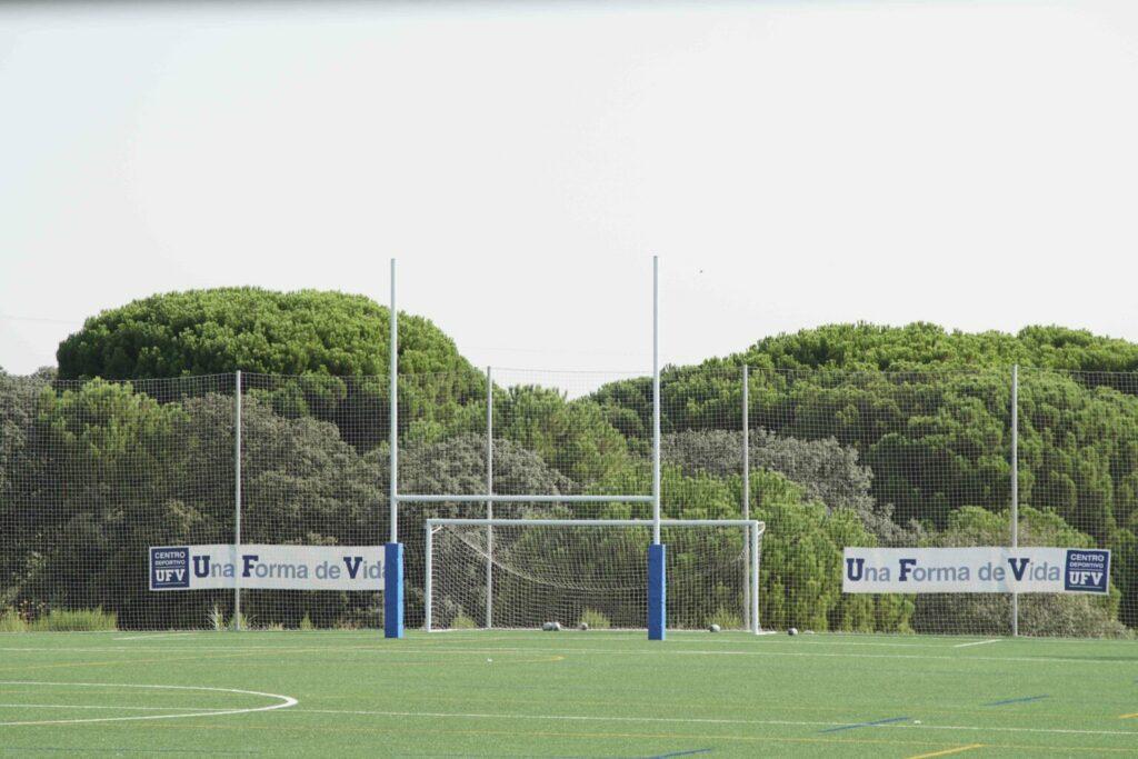 Instalaciones Futbol11 3 1536x1024 1 1024x683 CENTRO DEPORTIVO Estudiar en Universidad Privada Madrid